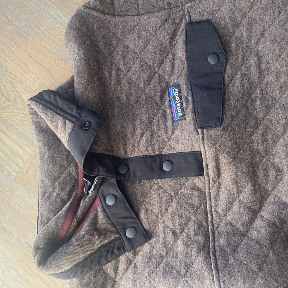 Patagonia -Like New Adult Men Small Quilted organic cotton pullover!